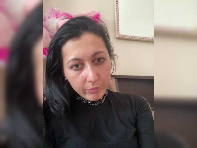 MiaTorres's BongaCams show and profile