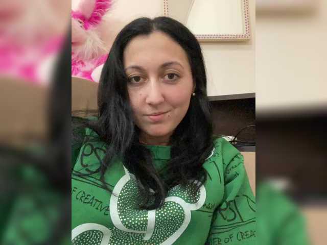 MiaTorres's BongaCams show and profile