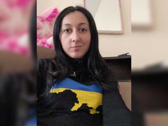 MiaTorres's BongaCams show and profile