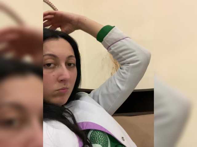 MiaTorres's BongaCams show and profile