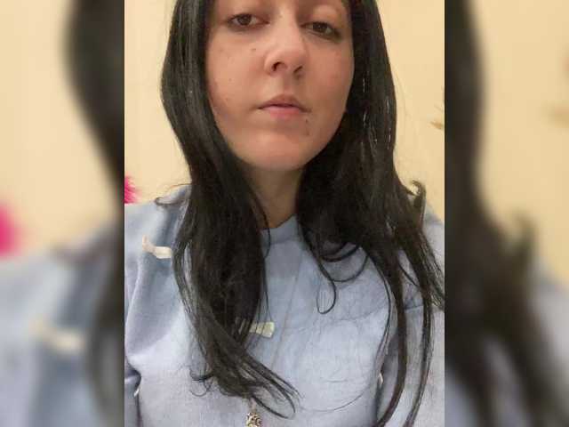 MiaTorres's BongaCams show and profile