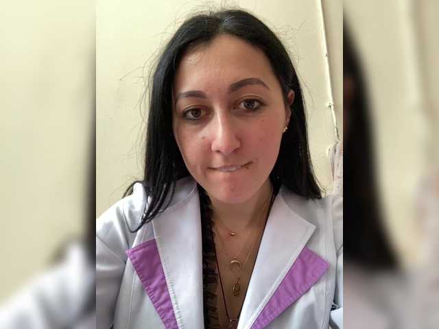 MiaTorres's BongaCams show and profile