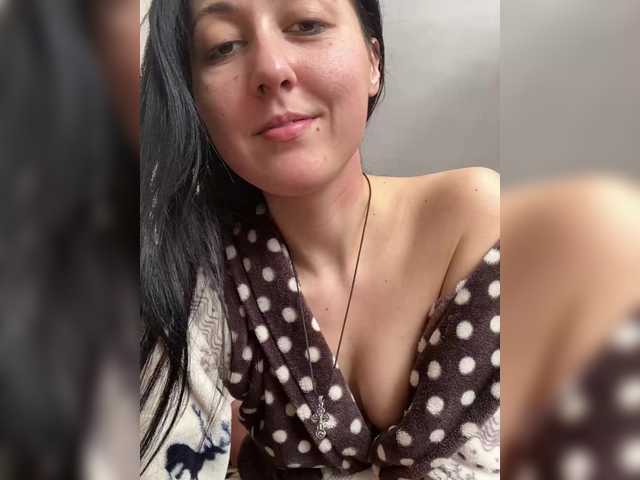 MiaTorres's BongaCams show and profile