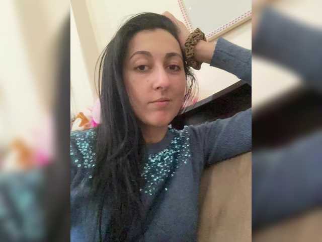 MiaTorres's BongaCams show and profile