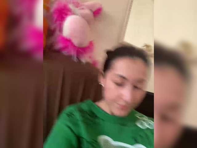 MiaTorres's BongaCams show and profile