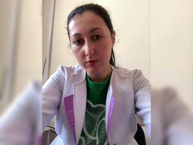 MiaTorres's BongaCams show and profile