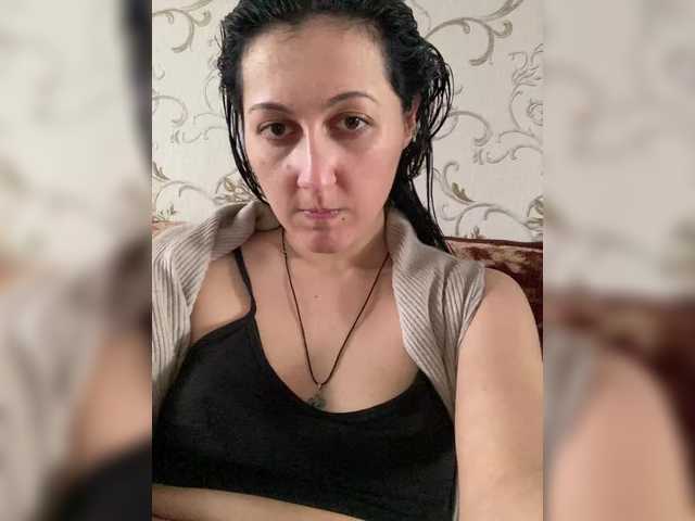 MiaTorres's BongaCams show and profile