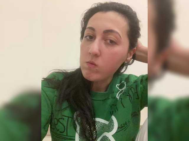 MiaTorres's BongaCams show and profile