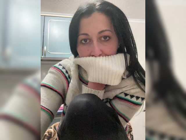 MiaTorres's BongaCams show and profile