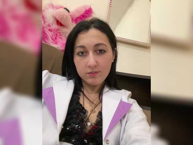 MiaTorres's BongaCams show and profile