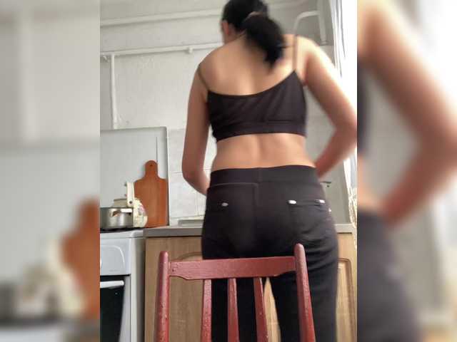 MiaTorres's BongaCams show and profile