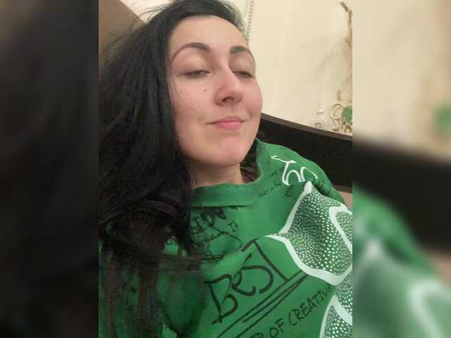 MiaTorres's BongaCams show and profile