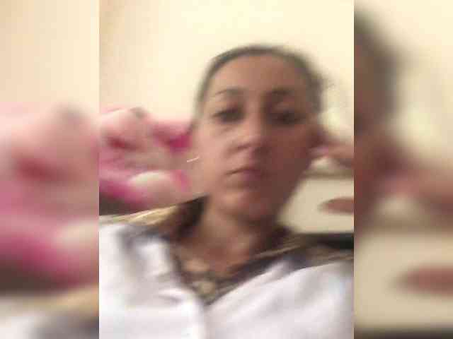LoveKaTi webcam