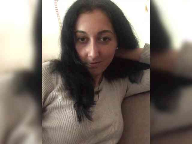 LoveKaTi webcam