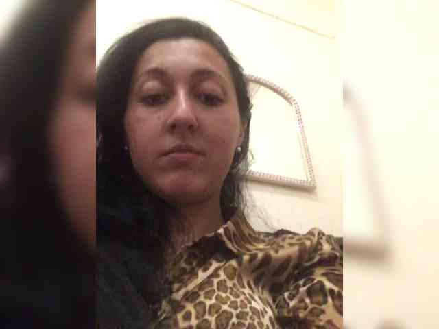 LoveKaTi webcam