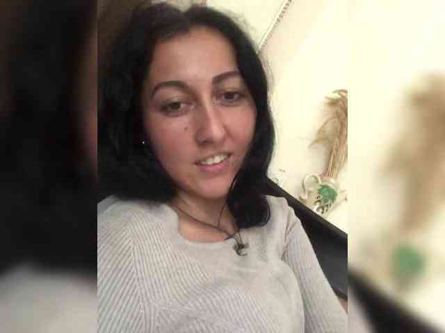 LoveKaTi webcam