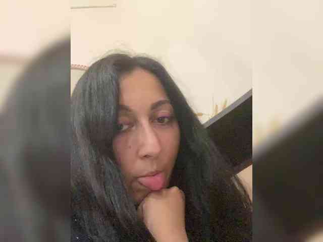 MiaTorres MiaTorres