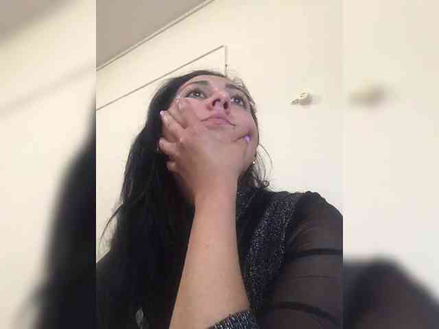 LoveKaTi webcam