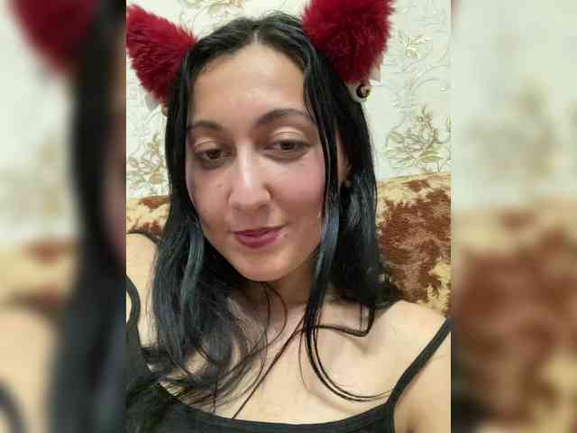 MiaTorres Live Webcam on BongaCams