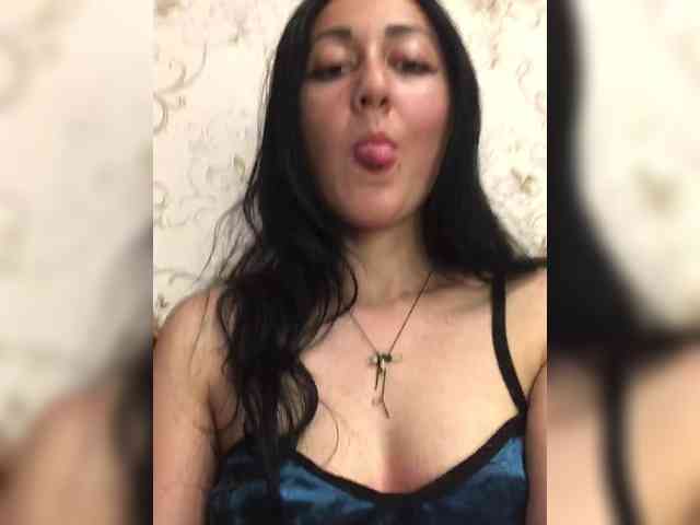 LoveKaTi webcam