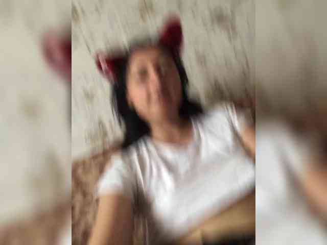 LoveKaTi webcam