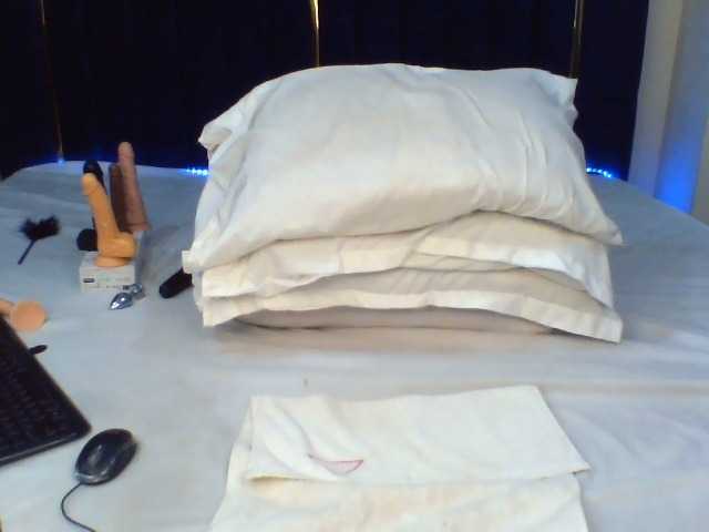 Sureloveee from BongaCams is Freechat