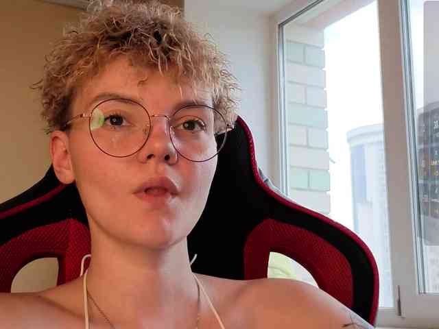 Krisfff webcam