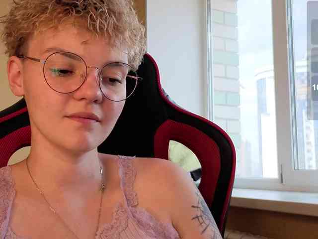 Krisfff webcam