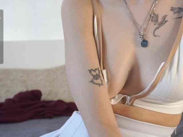 norakisses webcam