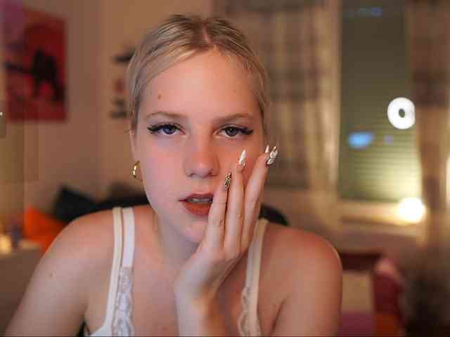 merrilyn webcam