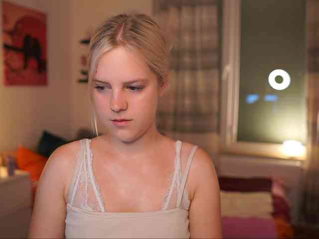 merrilyn webcam
