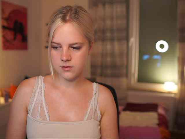merrilyn webcam