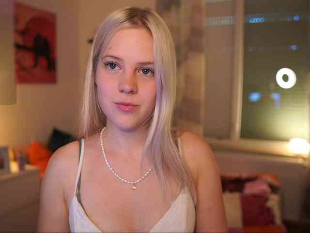 merrilyn webcam