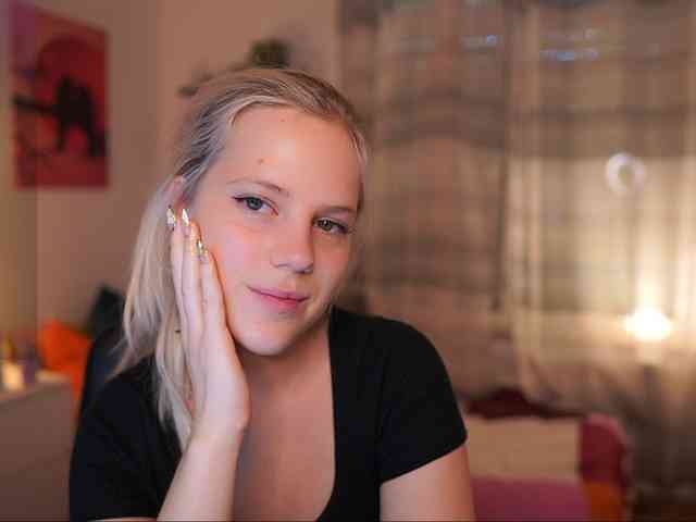 merrilyn webcam