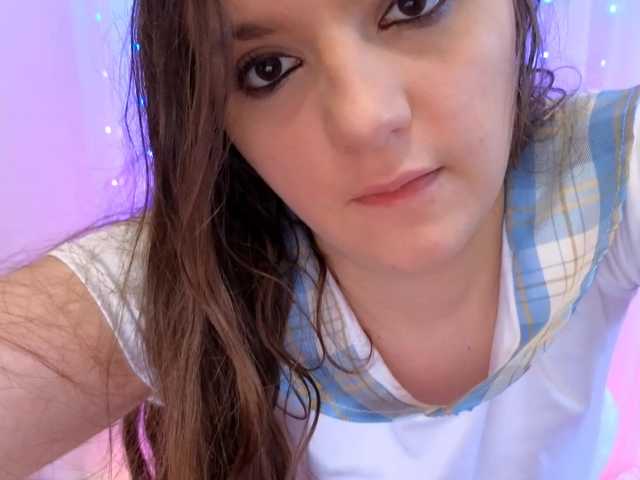 sweetjulia2813's BongaCams show and profile