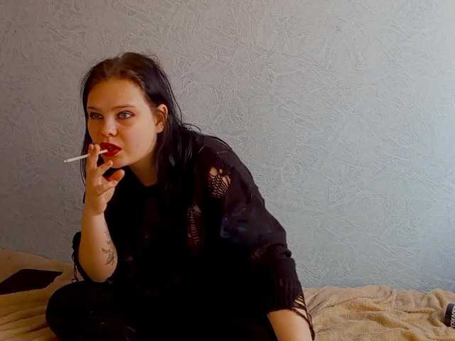 SweetPiggy13's BongaCams show and profile