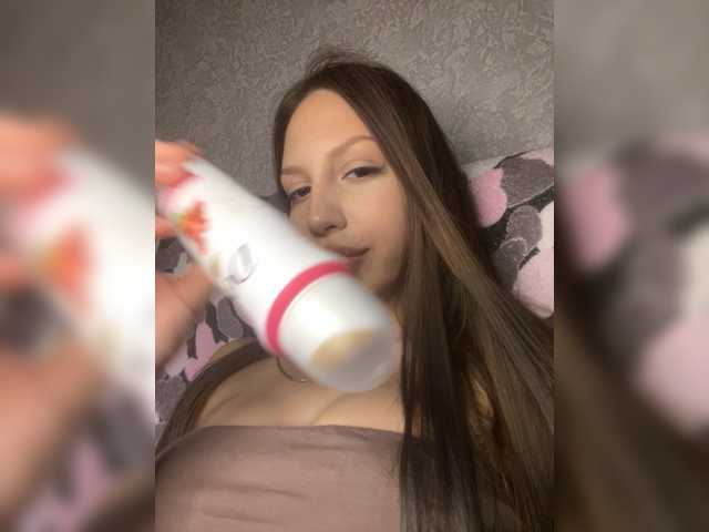 Malvina81's BongaCams show and profile