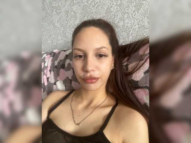 Malvina81's BongaCams show and profile