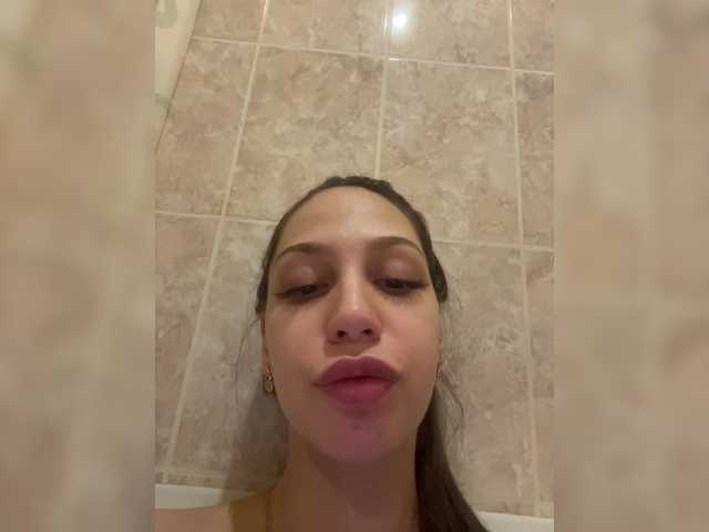 Malvina81's BongaCams show and profile