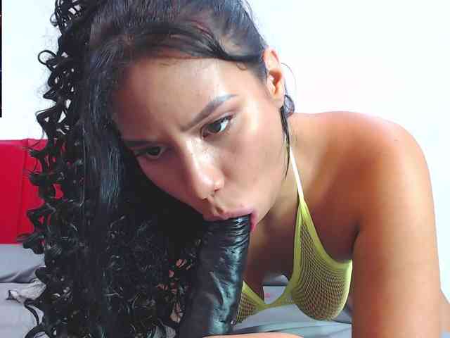 TiffanyyRoss webcam
