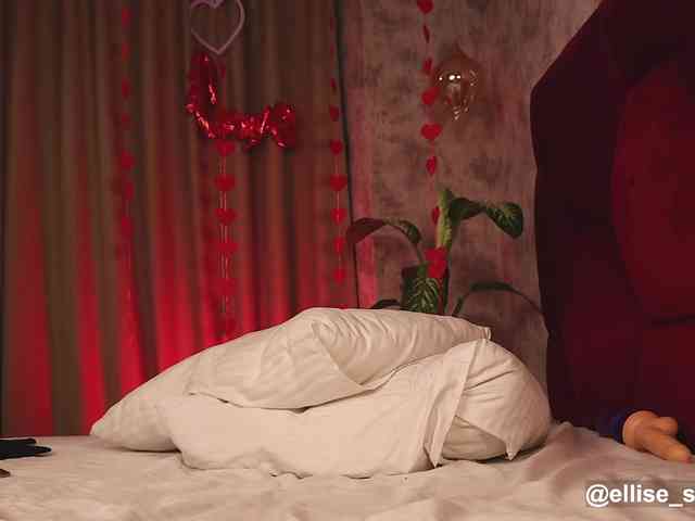 Little_Ellise webcam