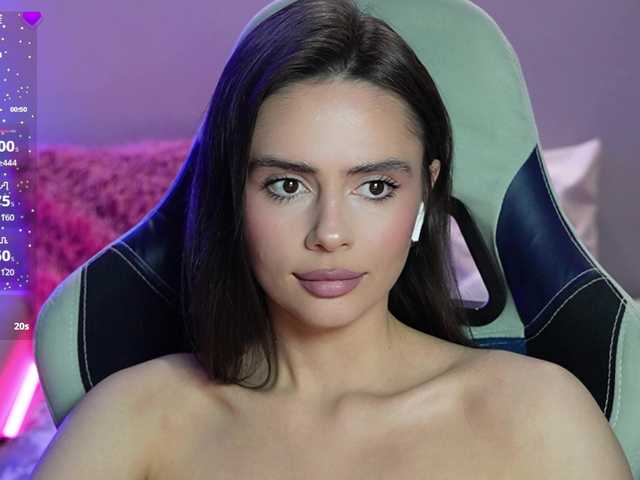 Allla's BongaCams show and profile