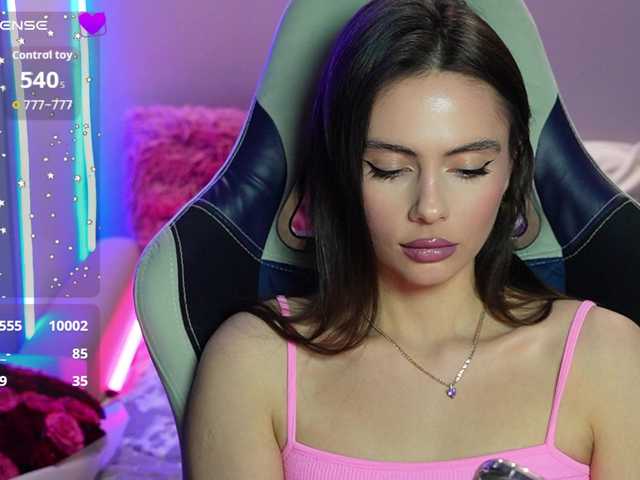 Allla's BongaCams show and profile