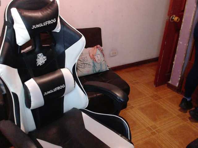 SophiaaVega's BongaCams show and profile