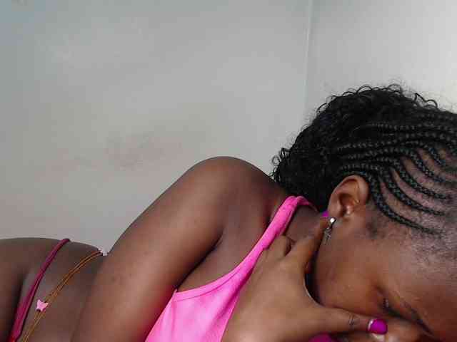 dreamebony webcam