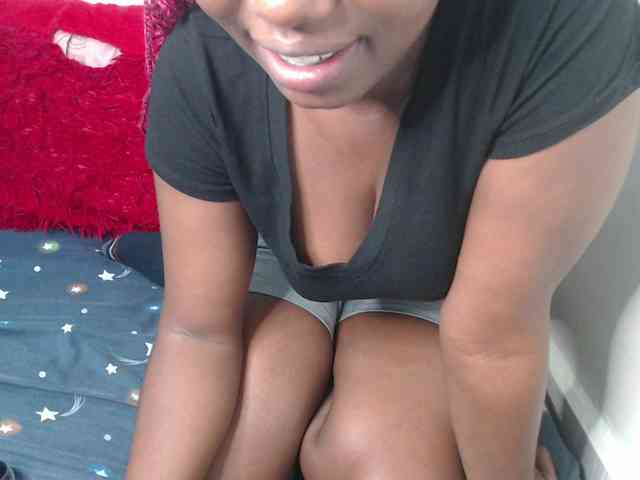 dreamebony webcam