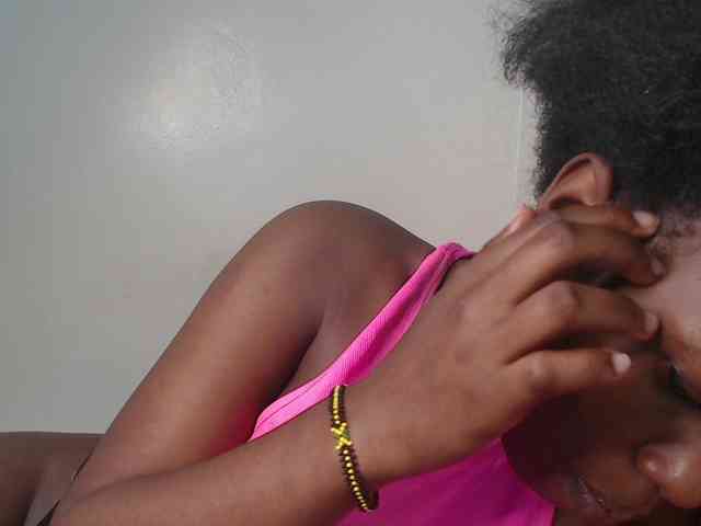 dreamebony webcam