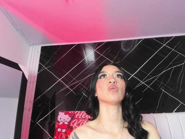 candy-leila's BongaCams show and profile