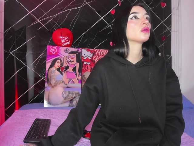 candy-leila's BongaCams show and profile