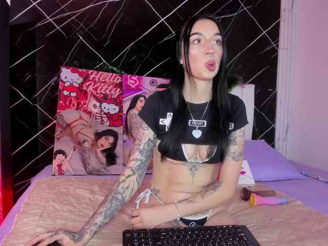 candy-leila candy-leila